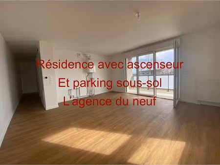 ascenseur et parking sous-sol