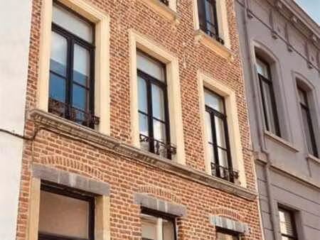 ruime herenwoning edmond de deynstraat + verplicht aan te...