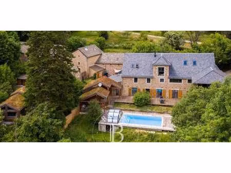 propriété avec piscine sévérac-le-château (12)