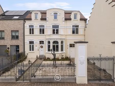 maison à vendre à sint-pieters-leeuw € 739.000 (llc87) - found & baker brussel | zimmo