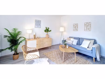 a visiter ! beau 2 pièces - parking - 10min rer a