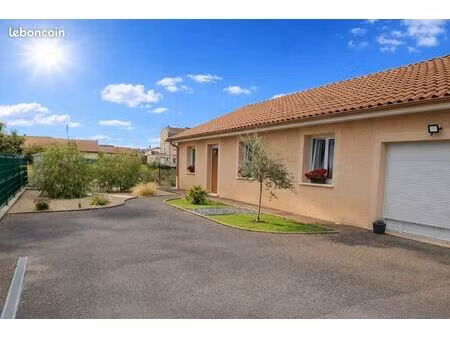 maison individuelle 7 pièces