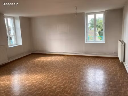 appartement de 120 m2 centre-ville la guerche-sur-l’aubois - 3 chambres