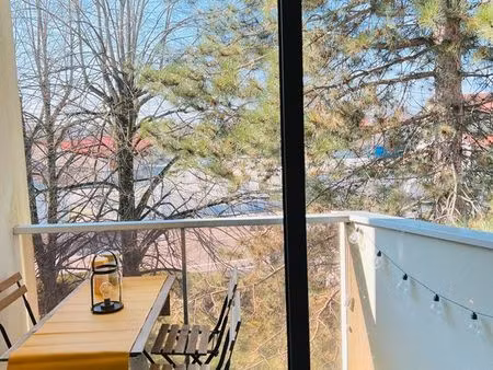 t 2 -46 m2 - 3 pieces