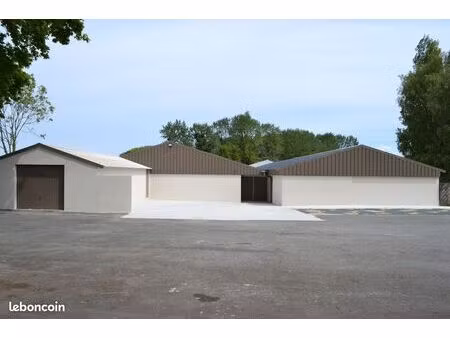 box de stockage / garde meuble / entrepôt à 5 mn de la rn12