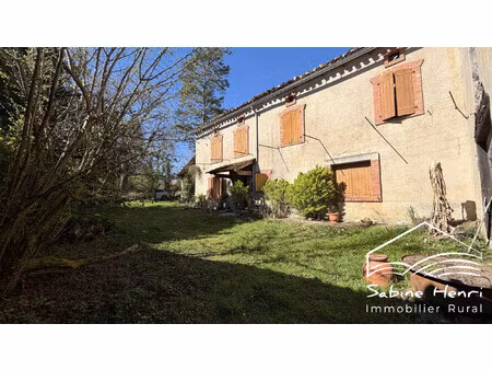 corps de ferme sur plus 1ha