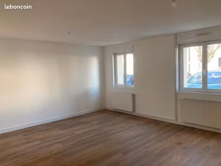 maison proche champs-elysées 