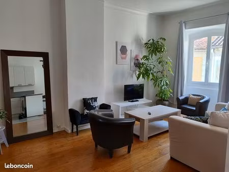 charmant p 3 cv ales meublé clim