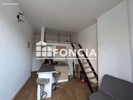 studio 1 pièce 17 m²