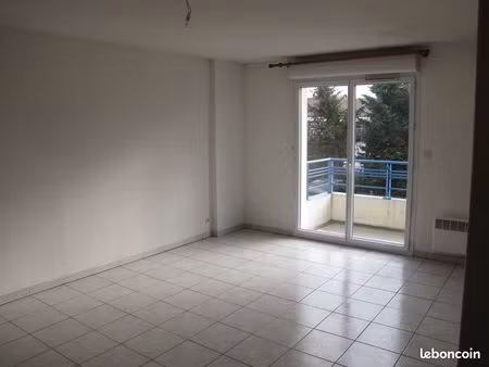 t3 en duplex à louer aucamville