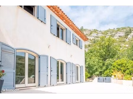 location meublée villa t4 gemenos