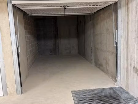 garage a louer charnay les macon