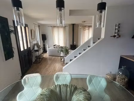 charmante maison de village à louer à pollestres – confort et luminosité au rendez-vous