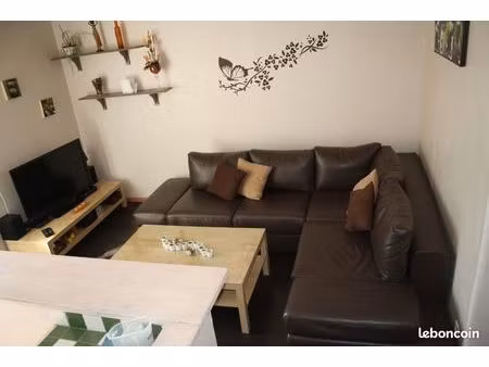 t2 meublé  situé à 50m derrière la gare