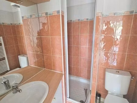 studio meublé terrasse parking