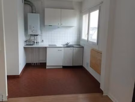 studio 1 pièce 26 m²