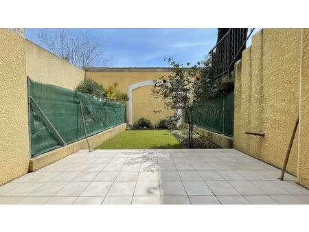 vente appartement 2 pièces 50 m² à paulhan (34230)  nan €