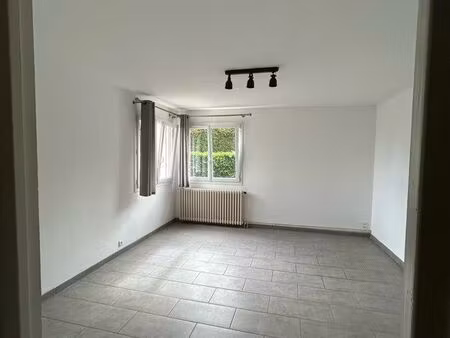 location st georges sur baulches