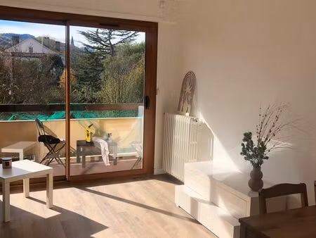 loue studio centre-ville saint-girons