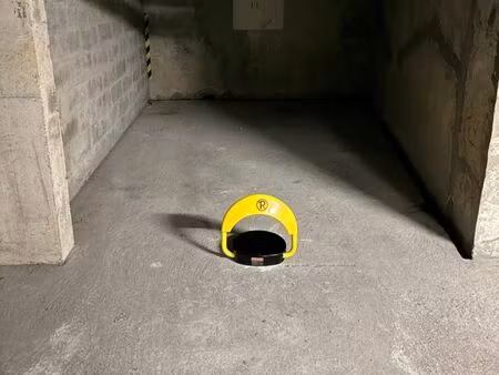 location parking ultra securisé