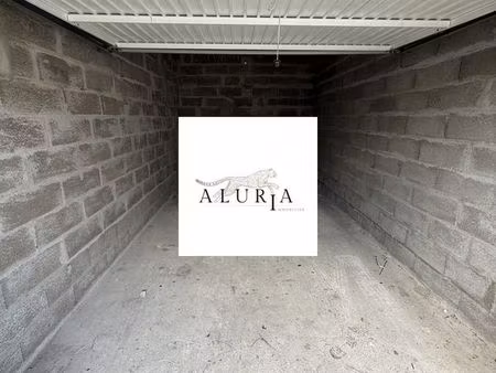 parking/box 14 m² tours