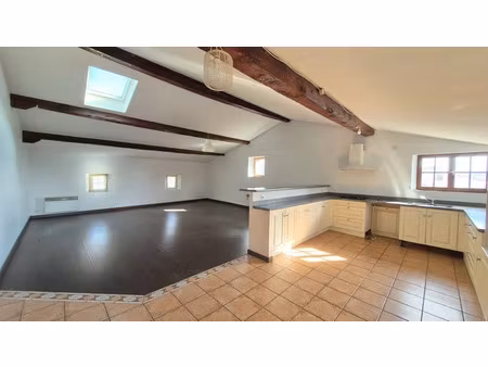 vente appartement 4 pièces 173 m² à castelnaudary (11400)  139 000 €