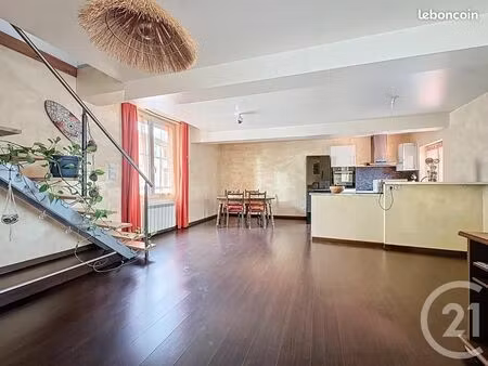 appartement 3 pièces 67 m²