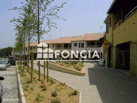 studio 1 pièce 28 m²