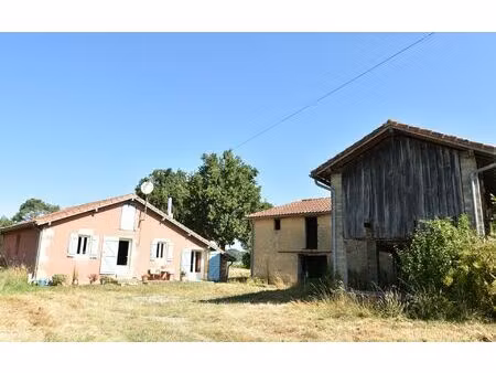 maison sarraziet 92 m² t-4 à vendre  150 000 €