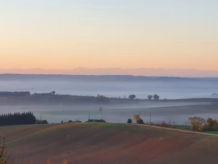 exclusivté : terrain de 2684 m2 constructible  le castéra