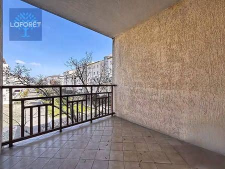 vente appartement 4 pièces 74 m² saint-genis-laval (69230)