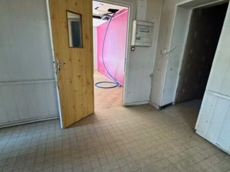 local bureaux 100 m²