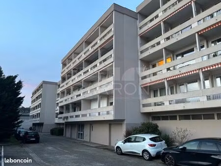 parking caluire et cuire