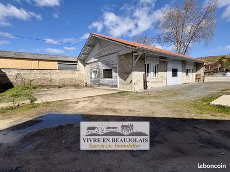 maison 1 pièce 150 m²