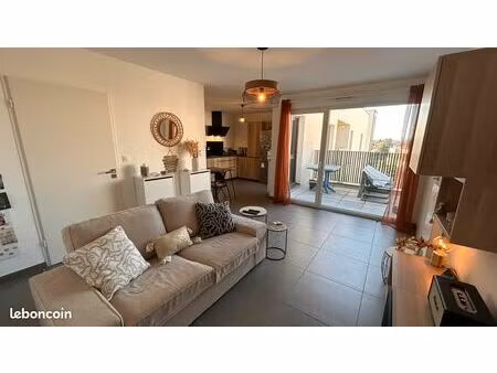 t2 46m² – terrasse 9m² – stationnement sous-sol – résidence 2023 – corbas – les taillis