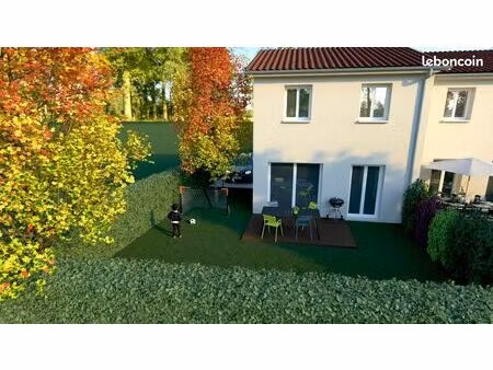 maison 4 pièces 80 m²
