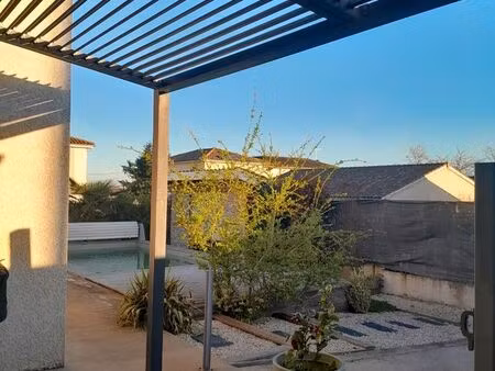 maison plain-pied 4 pièces avec piscine creusé