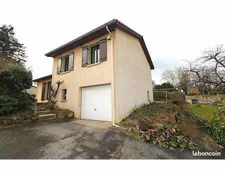 maison centre bourg avec sous-sol sur terrain de 590 m²