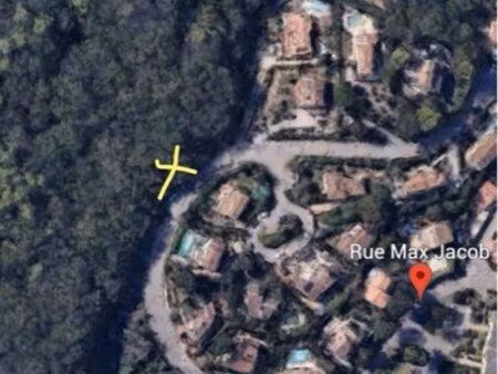 terrain boisé classé inconstructible