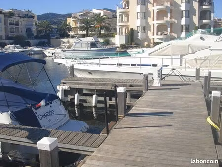place de bateau 8m / mandelieu 06210 / port cannes marina