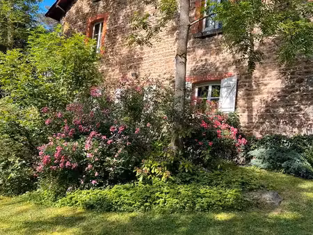 propriété de caractère aux portes de lyon