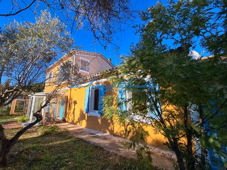 anduze  belle villa de type f5 avec piscine sur terrain de 8