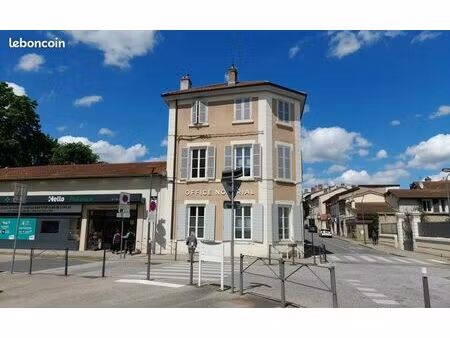 local commercial 20 m²