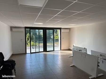 local commercial 38.69 m²