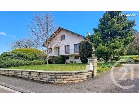 maison 6 pièces 149 m²