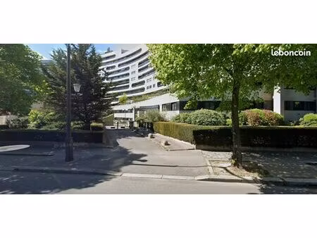 ◊ rare – parking suv – passy kennedy – sécurisé – accès facile