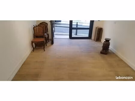 superbe local commercial rue breteuil