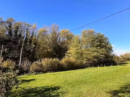 terrain 1329 m² belley