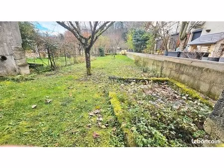 grange 2 pièces 100 m²
