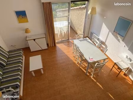 grimaud: 1 semaine hiver- màs provençal avec vue sur mer pour 6 personnes à vendre - pierr